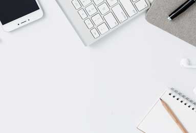 日本国脚竟拿战犯照片合影，英超球队道歉！日本政界人士：“高市早苗已不具备首相资格”