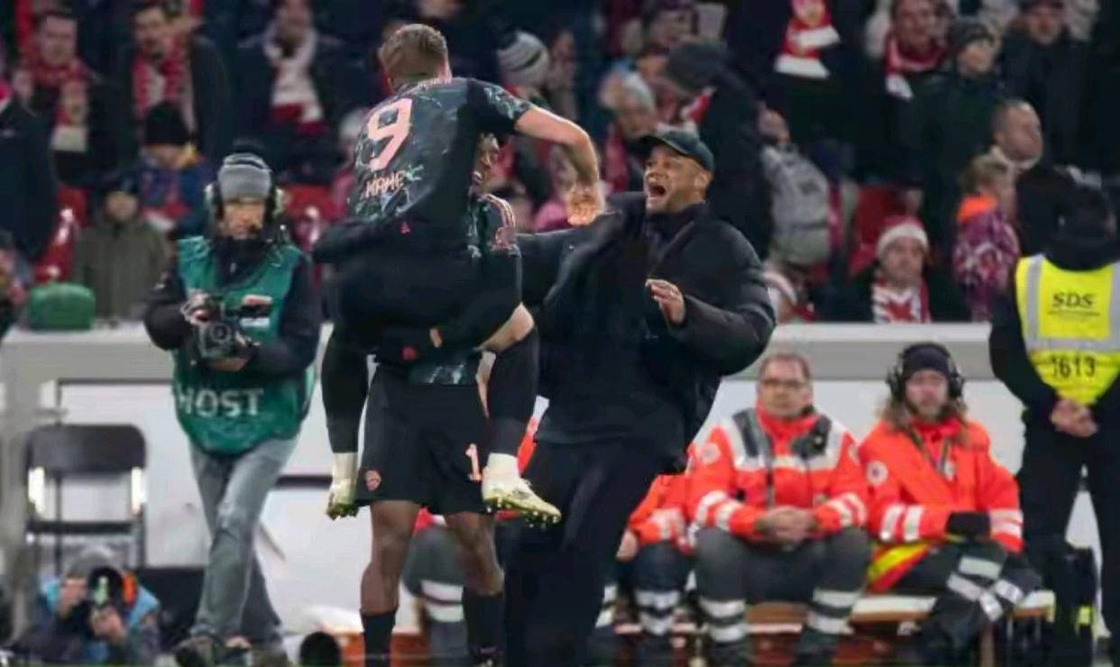 完美收官：拜仁半程战绩不败 创历史纪录领跑德甲